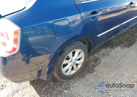 2011 Nissan Sentra 2.0Sl из США, поврежденный, VIN 3N1AB6AP5BL706998